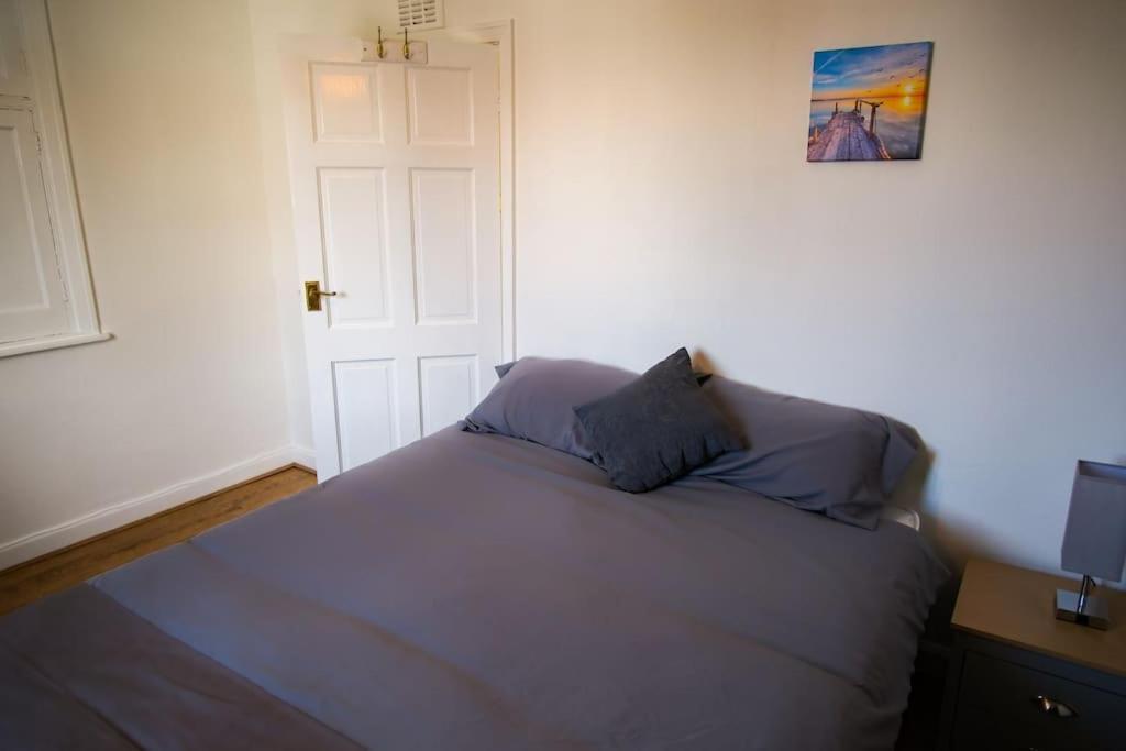 3 Bed, Parking Inc 15 Percent Off For Monthly Stays Westoe Exterior foto