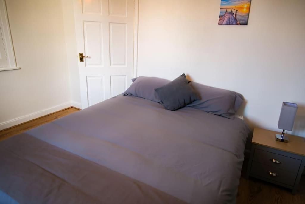3 Bed, Parking Inc 15 Percent Off For Monthly Stays Westoe Exterior foto