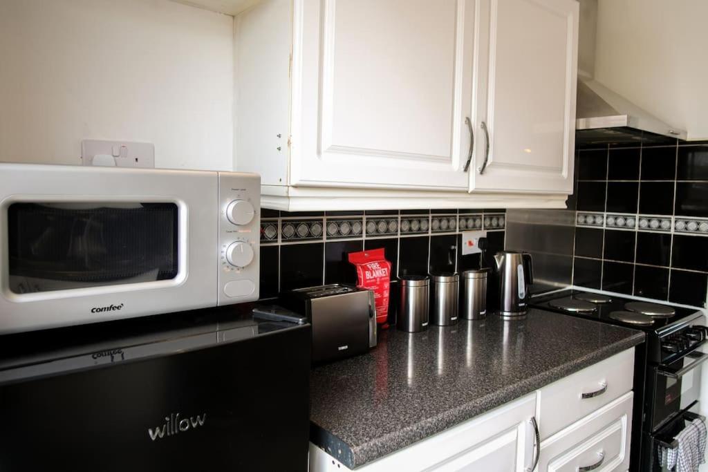 3 Bed, Parking Inc 15 Percent Off For Monthly Stays Westoe Exterior foto